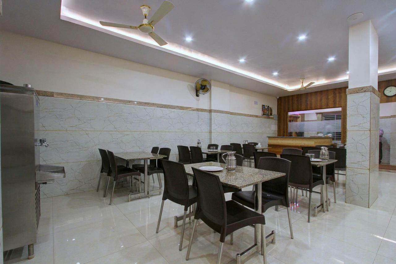 Bainduru Hotel Ambika International Byndoor מראה חיצוני תמונה